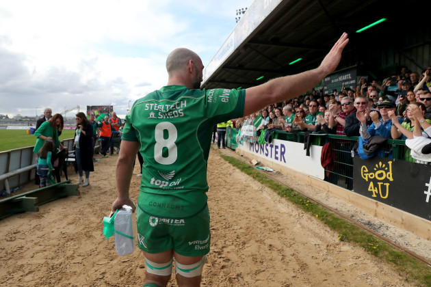 John Muldoon thanks the fans after the game