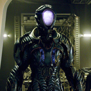lost in space robot netflix