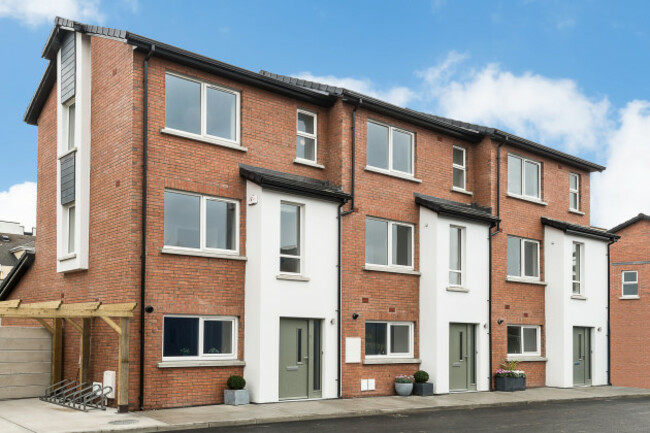 4c1d1289069ca2ef77a0f82ce3150ec3