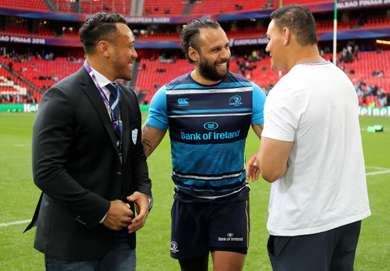 Anthony Tuitavake and Chris Masoe with Isa Nacewa