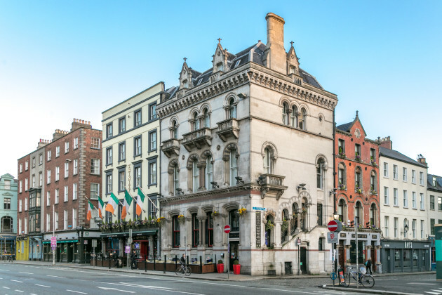 A Temple Bar Hotel Is Being Put Up Sale For 107m - 