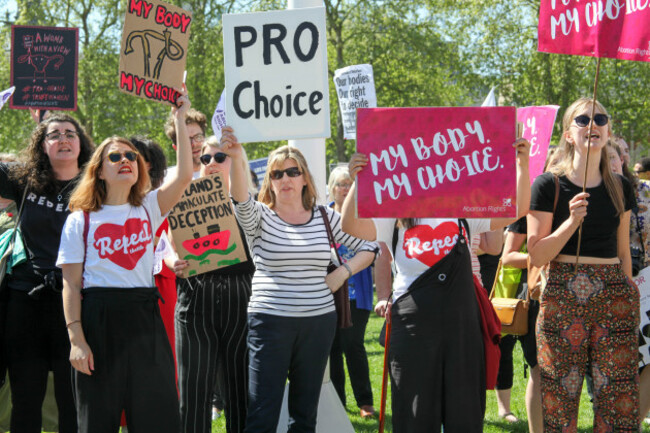 United Kingdom: Pro-life and Pro-Choice Demonstrations in London