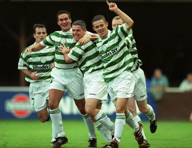 Rovers players celebrate 22/8/1999