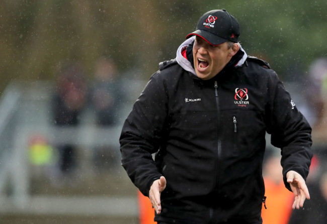 Jono Gibbes during the warm up