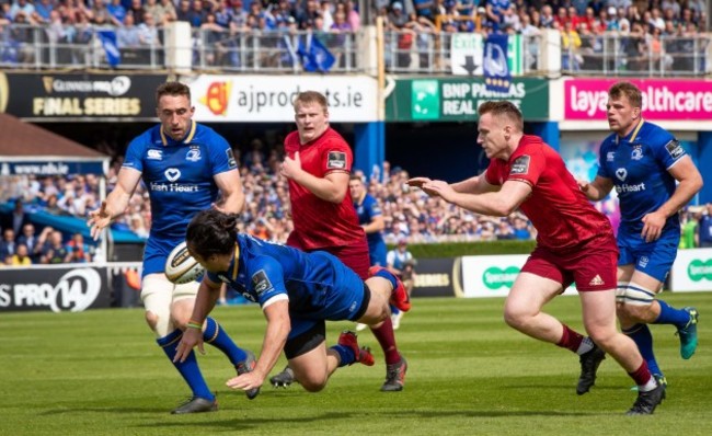 James Lowe offloads to Jack Conan to set up their first try