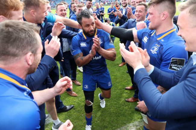 Isa Nacewa is cheered off the pitch by teammates