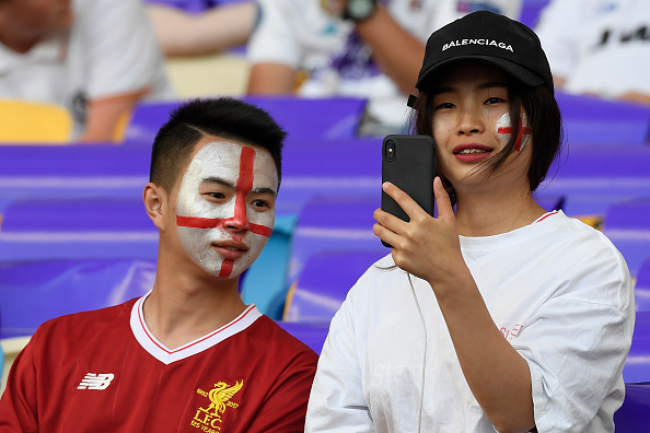 FBL-EUR-C1-LIVERPOOL-REAL MADRID-FAN