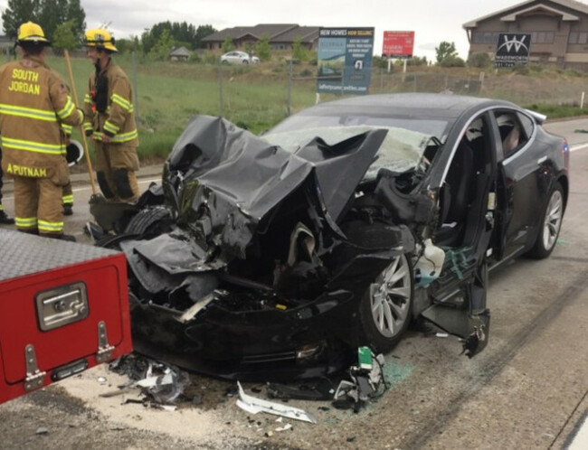 Tesla Crash-Utah