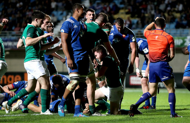 Hugh O'Sullivan celebrates scoring their second try