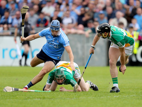 Eoghan O'Donnell with Shane Dooley and Damien Egan