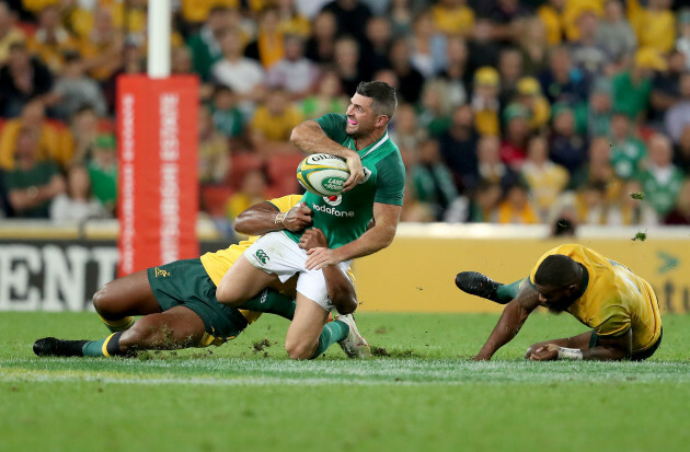 Rob Kearney tackled by Samu Kerevi and Marika Koroibete