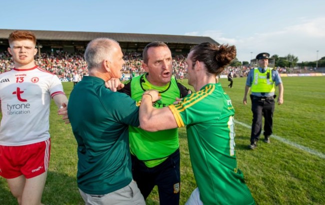 Andy McEntee vents his frustration at the officials at the full time whistle