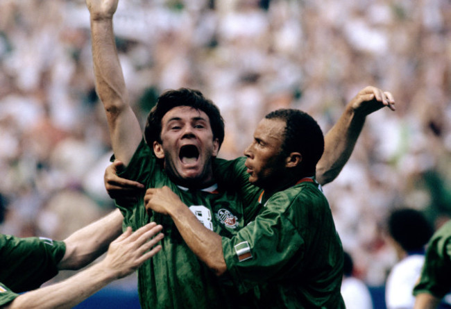 Soccer - World Cup USA 94 - Group E - Ireland v Italy