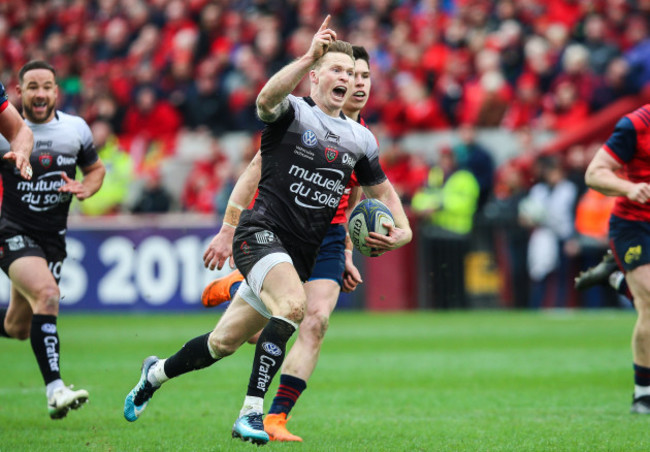 Chris Ashton on his way to scoring a try