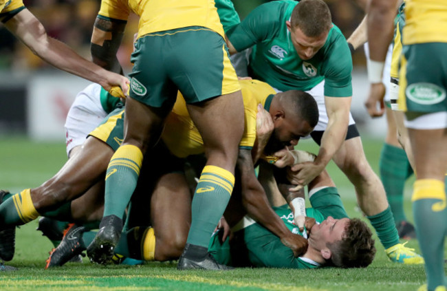 Peter O'Mahony clashes with Marika Koroibete