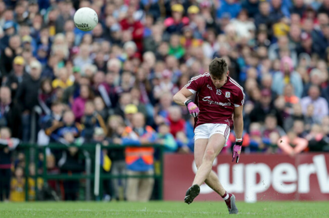 Shane Walsh scores a point