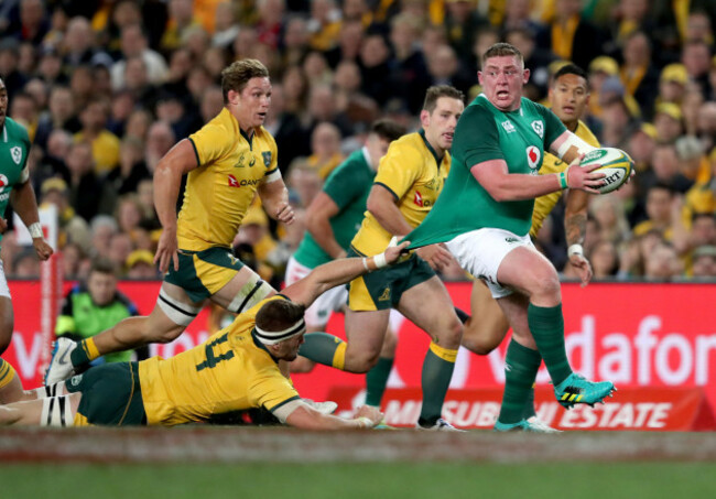 Tadhg Furlong is tacked by Izack Rodda