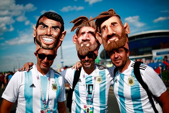 FBL-WC-2018-MATCH50-FRA-ARG-FANS