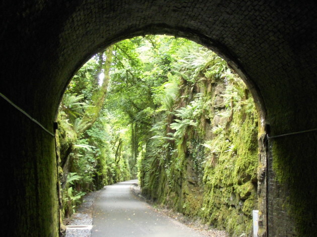 Tunnel