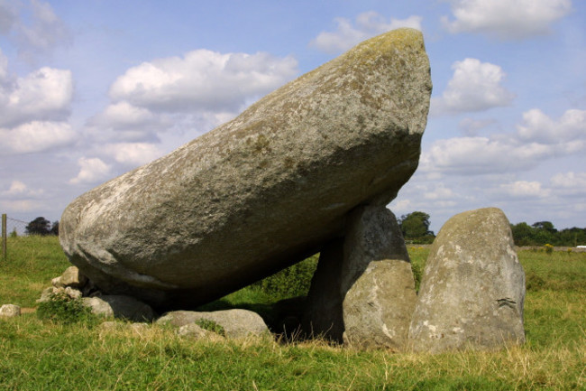 Brownshill Dolmen 3 adj