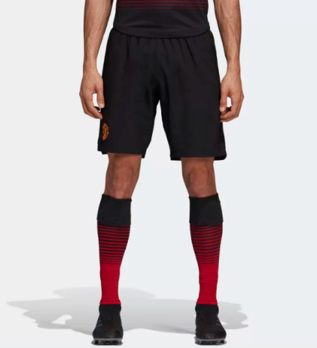 United shorts and socks