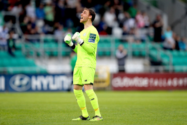 Tomer Chencinski celebrates their first goal