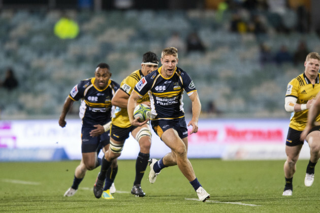 SUPER RUGBY BRUMBIES HURRICANES