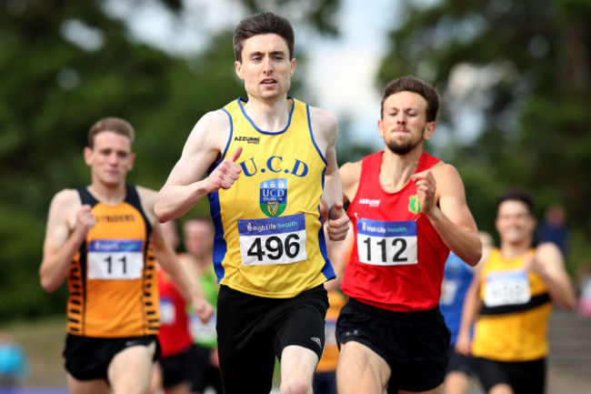 Mark English wins the Men's 800m