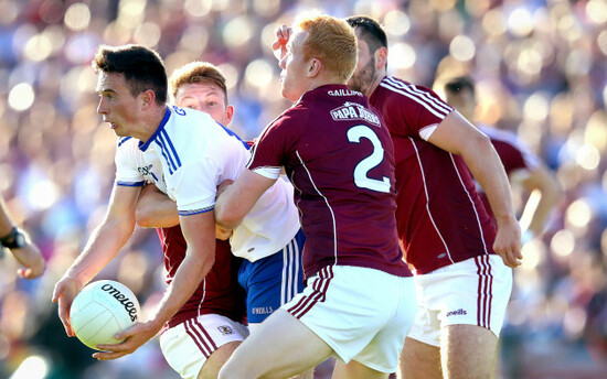 Declan Kyne and Eoghan Kerin with Shane Carey