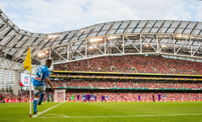 Lorenzo Insigne takes a corner