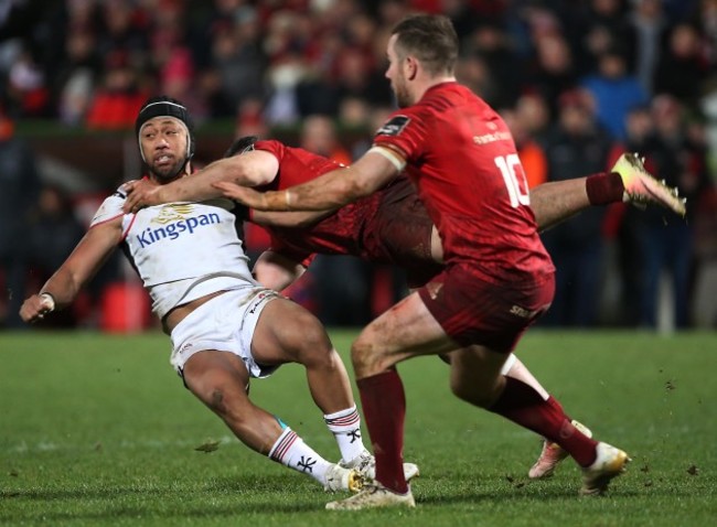 Christian Lealiifano receives a high tackle from  Sammy Arnold