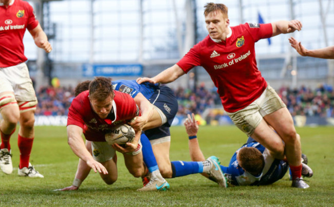 Johnny Holland scores his sides first try