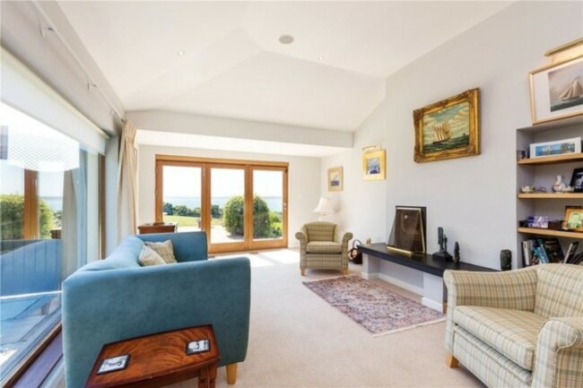 OWNmOGJhZDFlZTJlMzA5NzA3NTc4NjVhMzdmM2QwODSBzc3hbIBOEYP7F2S5PtMYaHR0cDovL3MzLWV1LXdlc3QtMS5hbWF6b25hd3MuY29tL21lZGlhbWFzdGVyLXMzZXUvNi9hLzZhOGZhNzQxOWFiM2YxOWVkNWY3NGU0MWMwNzFkZWY0LmpwZ3x8fDcwMGx8fHx8fHx8