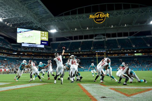 NFL: Tampa Bay Buccaneers at Miami Dolphins