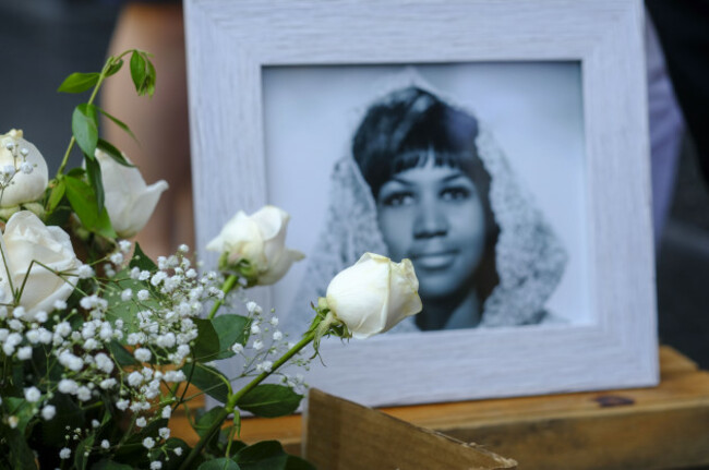 Aretha Franklin Sidewalk Memorial In Los Angeles
