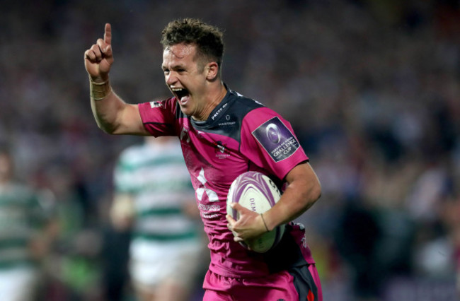 Billy Burns celebrates on his way to scoring their third try