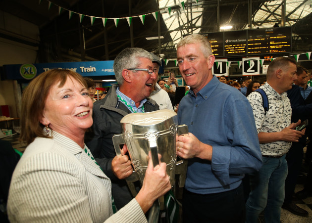 John Kiely with former Limerick player Paddy Kelly and his wife Tina