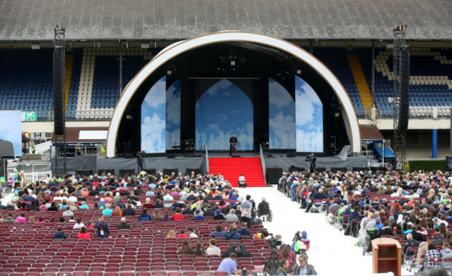 WMOF 112_90552063