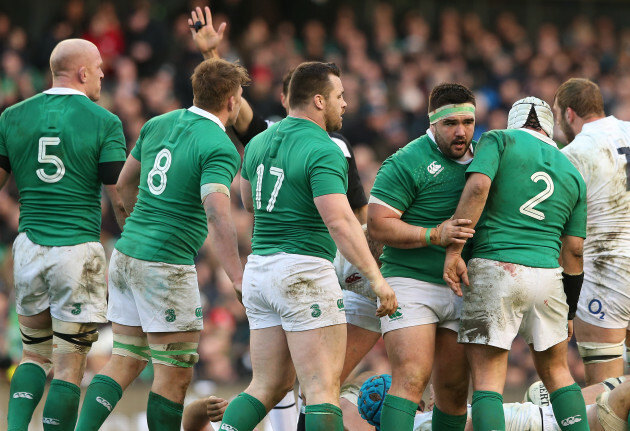 Marty Moore celebrates with Rory Best after his side won a penalry