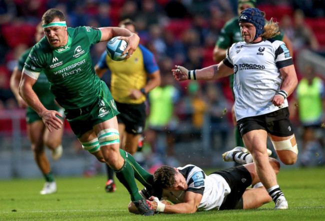 Luke Daniels and Harry Thacker tackle Robin Copeland