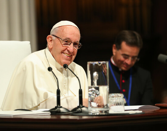 NO REPRO FEE, MAXWELLS DUBLIN ON BEHALF OF WMOF18