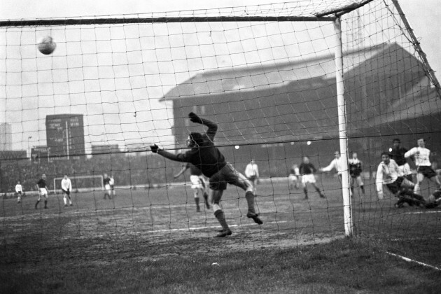 Chelsea v Barcelona: The previous meetings... · The42