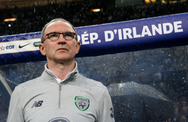 Martin O&rsquo;Neill stands for the national anthem