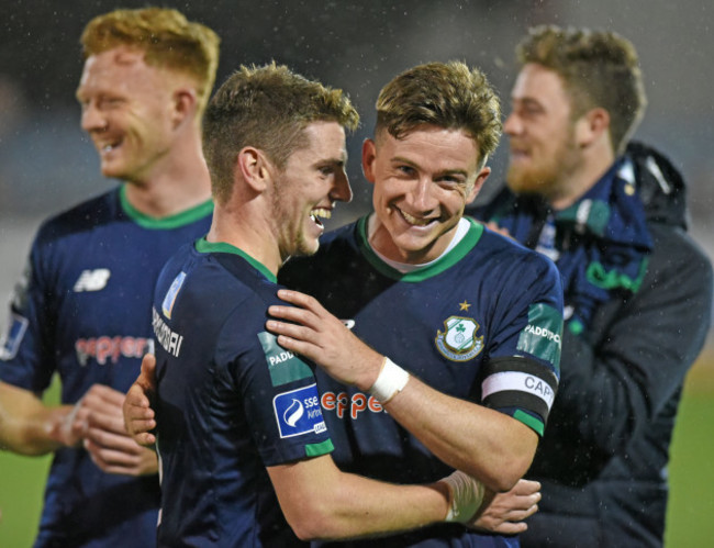 Dylan Watts celebrates scoring the winning penalty in injury time with Ronan Finn