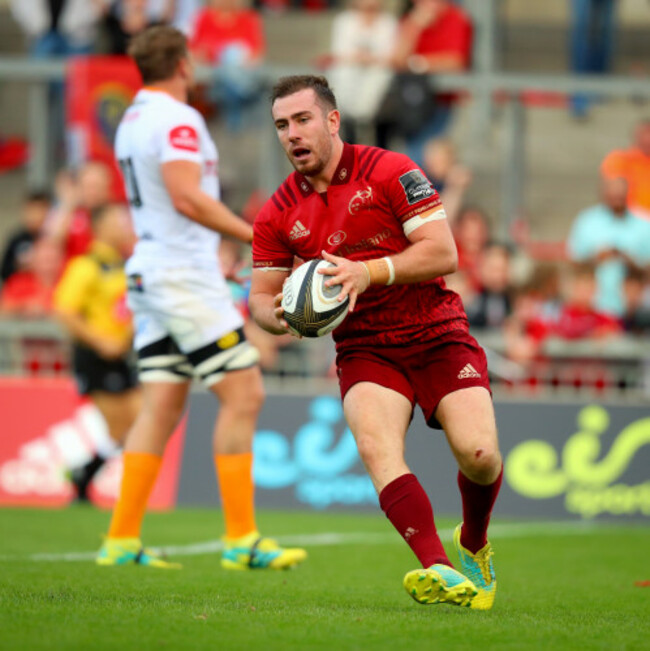 JJ Hanrahan scores a try