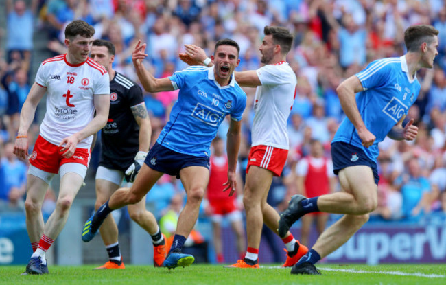 Niall Scully celebrates scoring a goal