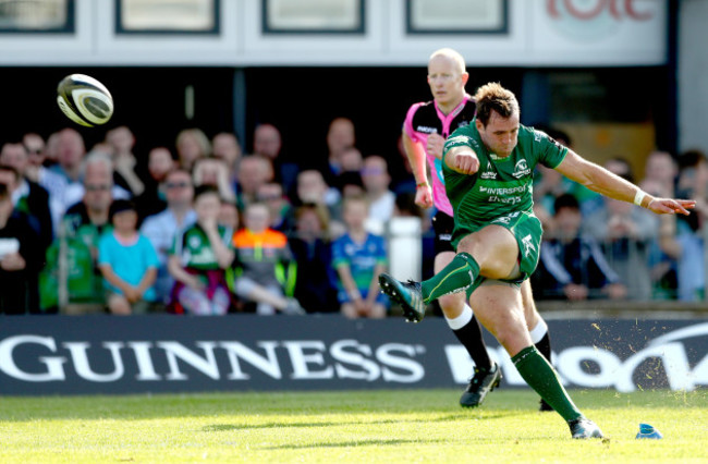 Craig Ronaldson kicks a late penalty that narrowly missed to win the game