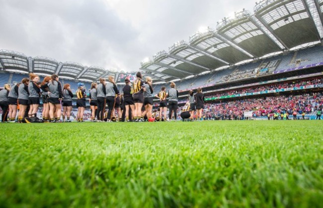 The Kilkenny team watch the trophy presentation