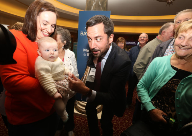 9718 Fine Gael think In_90553294