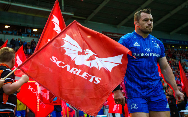 Cian Healy takes to the field